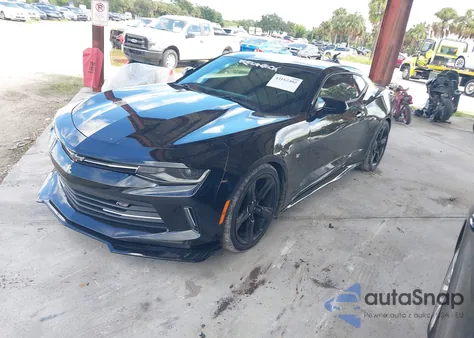 2018 Chevrolet Camaro 1Lt z USA, uszkodzony, nr VIN 1G1FB1RS1J0107017